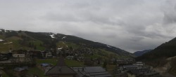 Archiv Foto Webcam Blick über Saalbach vom Alpinresort 13:00