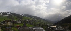 Archiv Foto Webcam Blick über Saalbach vom Alpinresort 09:00