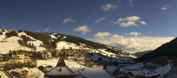 Archiv Foto Webcam Blick über Saalbach vom Alpinresort 11:00