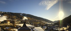 Archiv Foto Webcam Blick über Saalbach vom Alpinresort 07:00