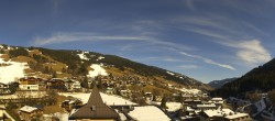 Archiv Foto Webcam Blick über Saalbach vom Alpinresort 13:00