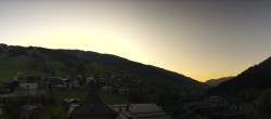 Archiv Foto Webcam Blick über Saalbach vom Alpinresort 05:00