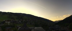 Archiv Foto Webcam Blick über Saalbach vom Alpinresort 05:00