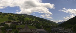 Archiv Foto Webcam Blick über Saalbach vom Alpinresort 11:00