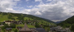 Archiv Foto Webcam Blick über Saalbach vom Alpinresort 13:00