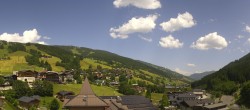 Archiv Foto Webcam Blick über Saalbach vom Alpinresort 13:00