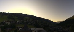 Archiv Foto Webcam Blick über Saalbach vom Alpinresort 05:00