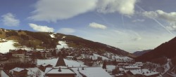 Archiv Foto Webcam Blick über Saalbach vom Alpinresort 11:00