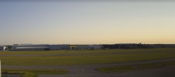 Archiv Foto Webcam Panorama Flugplatz Wiener Neustadt OST 05:00