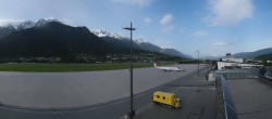 Archived image Webcam Airport Innsbruck Panorama 17:00