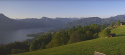 Archiv Foto Webcam Panorama Traunsee 06:00