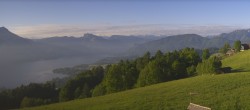 Archiv Foto Webcam Panorama Traunsee 06:00