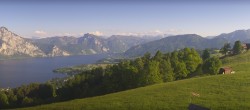 Archiv Foto Webcam Panorama Traunsee 17:00