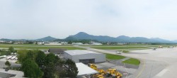 Archived image Webcam Salzburg Airport Panorama 11:00