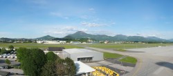 Archived image Webcam Salzburg Airport Panorama 17:00