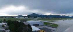 Archived image Webcam Salzburg Airport Panorama 05:00