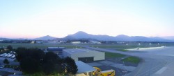 Archived image Webcam Salzburg Airport Panorama 05:00