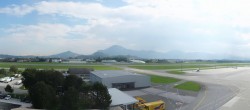 Archived image Webcam Salzburg Airport Panorama 09:00