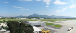 Archived image Webcam Salzburg Airport Panorama 11:00