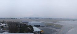 Archived image Webcam Salzburg Airport Panorama 07:00