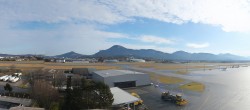 Archived image Webcam Salzburg Airport Panorama 09:00