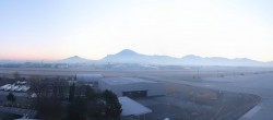 Archiv Foto Webcam Flughafen Salzburg 06:00