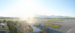 Archiv Foto Webcam Flughafen Salzburg 05:00