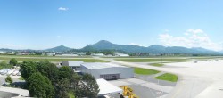 Archiv Foto Webcam Flughafen Salzburg 11:00