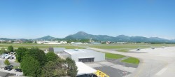 Archiv Foto Webcam Flughafen Salzburg 15:00