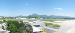 Archiv Foto Webcam Flughafen Salzburg 13:00