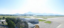 Archived image Webcam Salzburg Airport Panorama 07:00