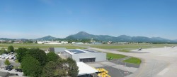 Archived image Webcam Salzburg Airport Panorama 15:00