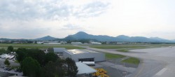 Archived image Webcam Salzburg Airport Panorama 06:00