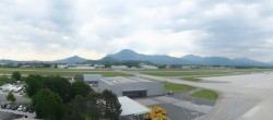 Archived image Webcam Salzburg Airport Panorama 07:00