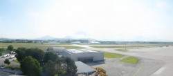 Archived image Webcam Salzburg Airport Panorama 07:00