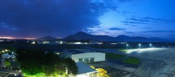 Archived image Webcam Salzburg Airport Panorama 03:00