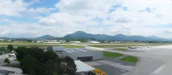 Archiv Foto Webcam Flughafen Salzburg 11:00
