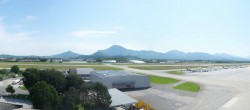 Archiv Foto Webcam Flughafen Salzburg 09:00