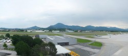 Archiv Foto Webcam Flughafen Salzburg 13:00