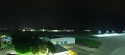 Archiv Foto Webcam Flughafen Salzburg 01:00