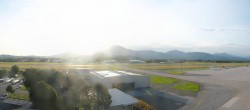 Archiv Foto Webcam Flughafen Salzburg 05:00