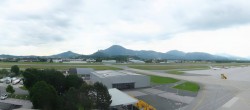 Archiv Foto Webcam Flughafen Salzburg 07:00