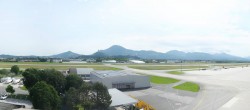 Archiv Foto Webcam Flughafen Salzburg 09:00