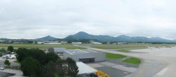 Archiv Foto Webcam Flughafen Salzburg 13:00