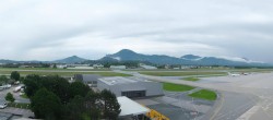Archiv Foto Webcam Flughafen Salzburg 17:00