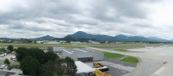 Archiv Foto Webcam Flughafen Salzburg 11:00