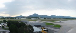 Archiv Foto Webcam Flughafen Salzburg 05:00