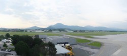 Archiv Foto Webcam Flughafen Salzburg 05:00
