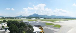 Archiv Foto Webcam Flughafen Salzburg 11:00