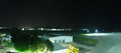 Archiv Foto Webcam Flughafen Salzburg 01:00